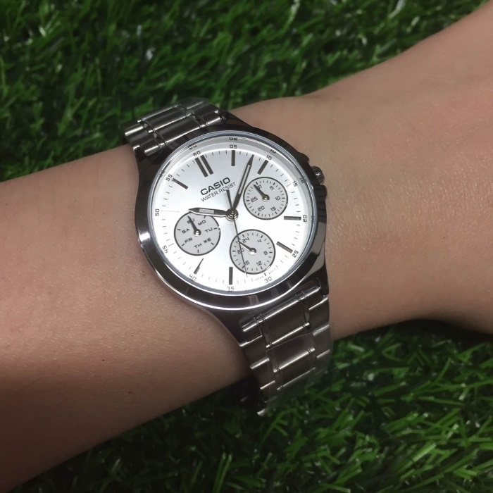 Casio LTP-V300D-7AUDF Original Women's Analog Quartz Multifunction Day